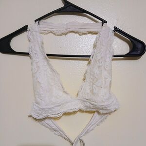 Anemone White/Cream Lace Halter Bralette
